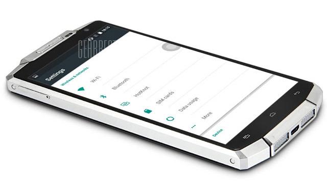 الصين: إطلاق أول هاتف ذكي ببطارية تدوم 15 يوماً