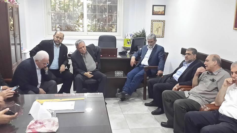 \"المخابرات المصرية\" تواصل لقاءاتها بالوفد الفلسطيني بالقاهرة