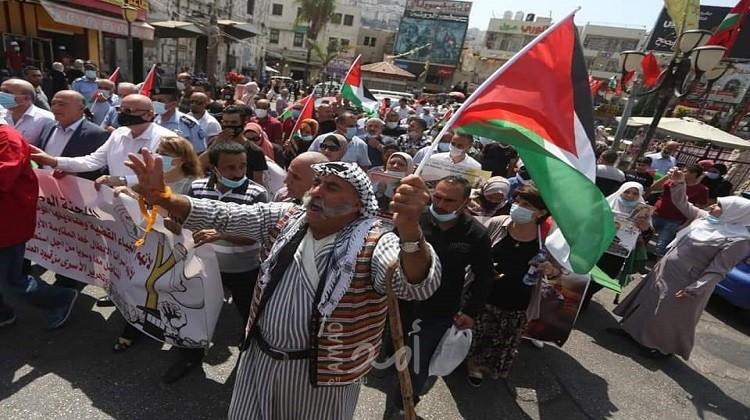 مظاهرات في محافظات الضفة الغربية تندد بالتطبيع الإماراتي البحريني الإسرائيلي