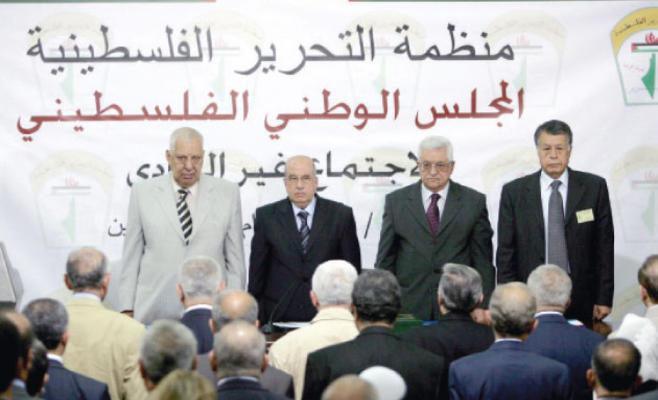 عباس يُشعل الساحة السياسية