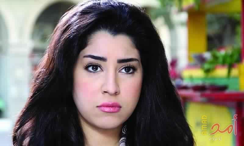 أيتن عامر لشقيقتها: فخورة بيكي يا قلب أختك