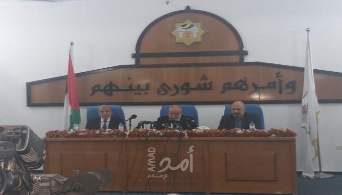 نواب في غزة يطالبون بعدم التعامل مع رئيس السلطة لانتهاء ولايته