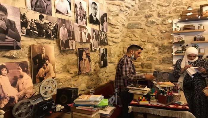 ثقافة جنين تفتتح معرض الكتاب السنوي
