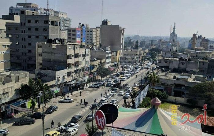 بلدية غزة تشرع بتنظيم مواقف السيارات في منطقة الجندي المجهول