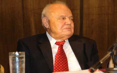 فضيحة فصائلية في عزاء شاعر العودة هارون هاشم رشيد