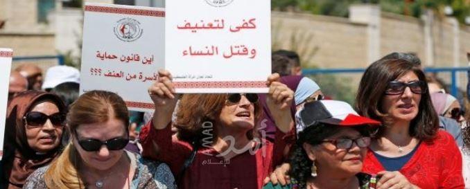 الاتحاد العام للمرأة الفلسطينية يطالب عباس بمحاسبة الهباش لتحريضه ضد النساء
