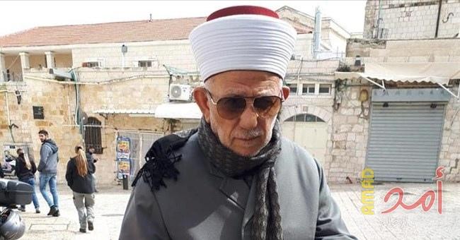 رئيس مجلس الأوقاف في القدس "عبدالعظيم سلهب" يعود إلى الأقصى بعد إبعادة (40) يوماً