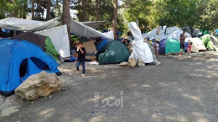 تظاهرات حاشدة فى اليونان احتجاجا على إيواء مهاجرين ولاجئين