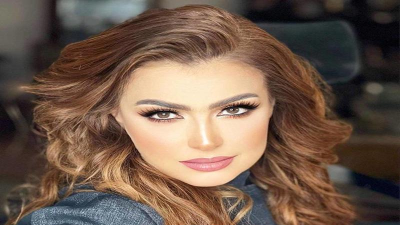 سيمون تكشف سبب عودتها الى الغناء بعد غياب 15 عاما