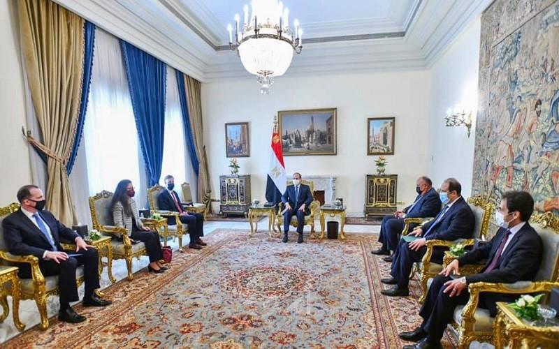 السيسي: استعادة الفلسطينيين لحقوقهم المشروعة سينعكس على تطور واقع المنطقة