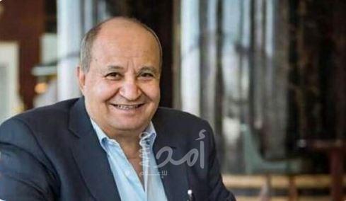 نقل الكاتب المصري وحيد حامد إلى المستشفى إثر أزمة صحية طارئة