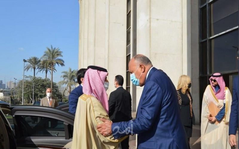 القاهرة والسعودية تؤكدان على ضرورة عدم امتلاك إيران للسلاح النووي