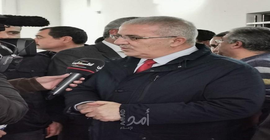 وزير النقل يدعو لتدخل دولي وعربي لوقف بناء حي استيطاني على مطار قلنديا