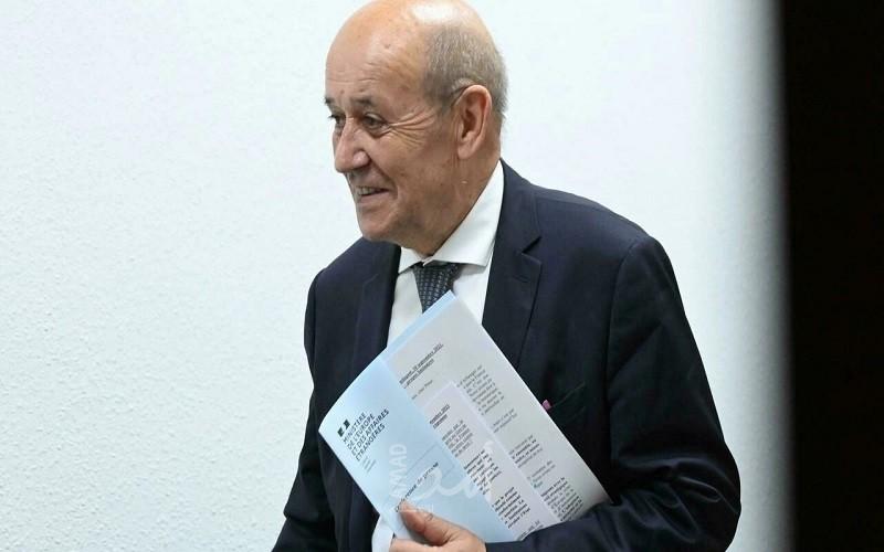 لودريان: روسيا جارتنا ويجب الحفاظ على الحوار معها