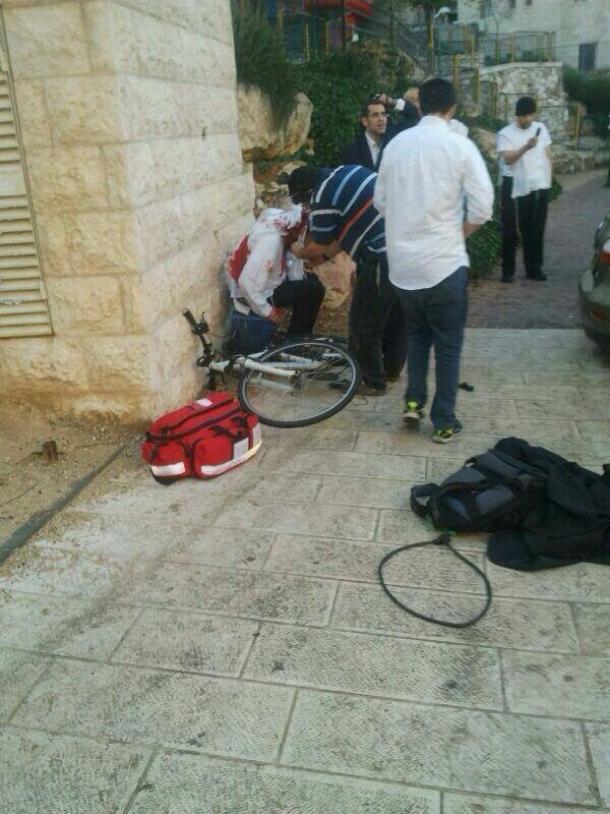 فيديو - محدث ..انباء عن مقتل 5 إسرائيليين في عملية هجوم  بالقدس.. واستشهاد فلسطينيين