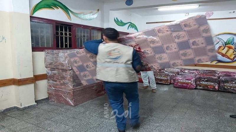 تنيمة غزة: بدء صرف مساعدات عاجلة للأسر المقيمة في مراكز الحجر الصحي