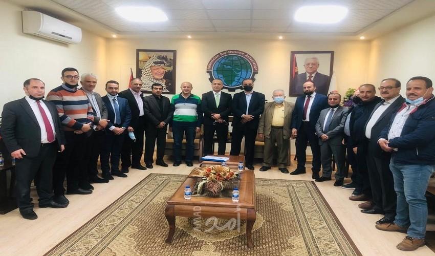 رجال الأعمال وإتحاد الصناعات يبحثان مع باديكو سبل النهوض بالاقتصاد الوطني والقطاع الصناعي