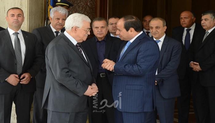 الرئاسة المصرية تهنئ الرئيس عباس بذكرى الاستقلال