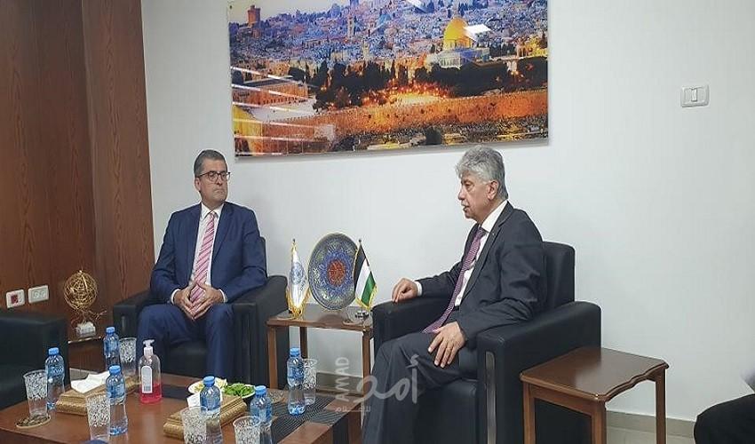 مجدلاني: اتفاق الاطار يفتح مجال لتدخل أمريكا بعمل الأونروا ويهدد قضية اللاجئين
