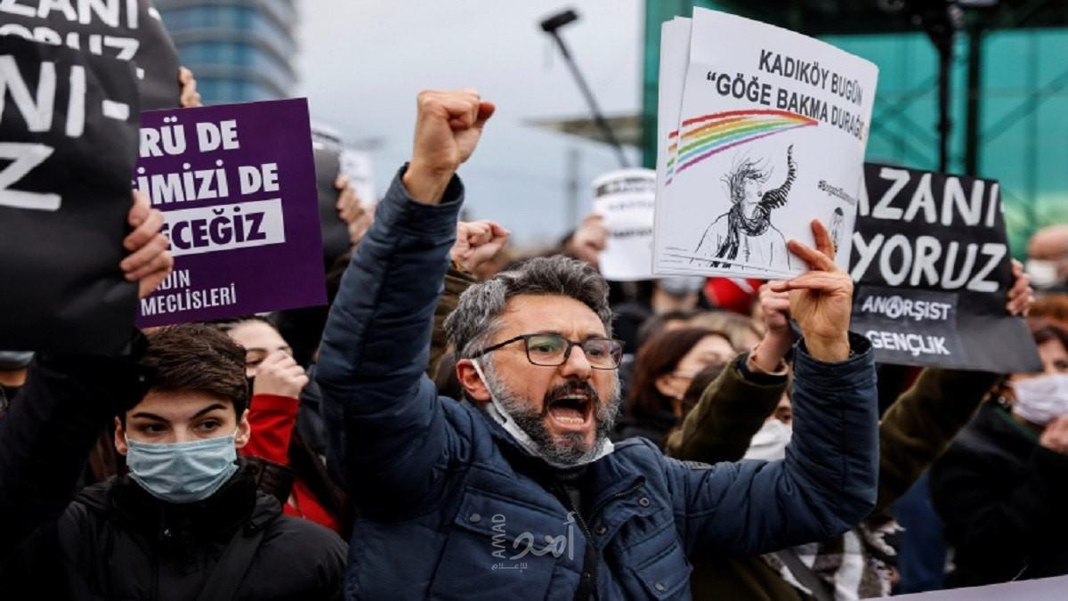 "المونيتور": أردوغان "يجرم" تظاهرات الطلاب لزيادة الاستقطاب في تركيا