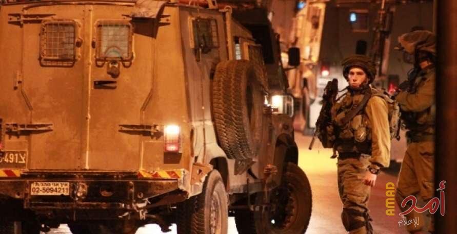 القدس: اغلاق حاجز حزما ومواجهات بين قوات الاحتلال والشبان في "عناتا وأبو ديس"
