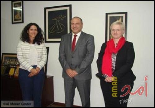 القنصل البلجيكي  يزور مركز الميزان لحقوق الإنسان في مدينة غزة