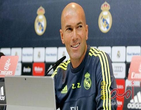 زيدان يوافق على العودة إلى ريال مدريد للمرة الثالثة