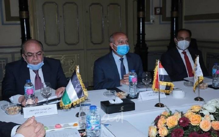 وزير النقل: بحث إنشاء كيان لنقل الركاب بريا بين مصر والأردن والعراق
