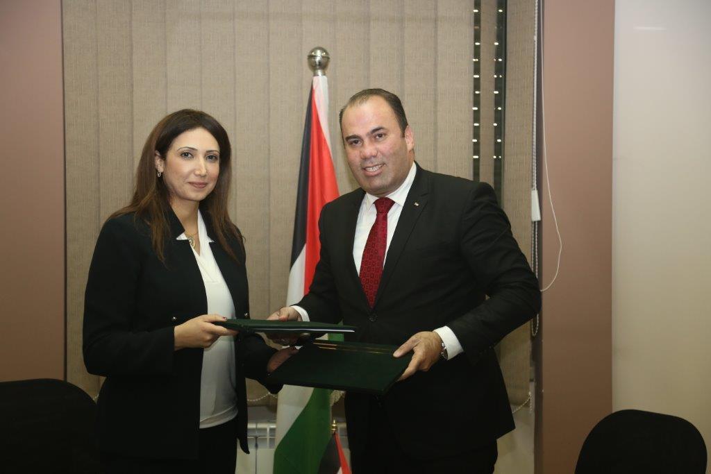 توقيع مذكرة تفاهم بين الإحصاء الفلسطيني ومؤسسة سيدة الأرض