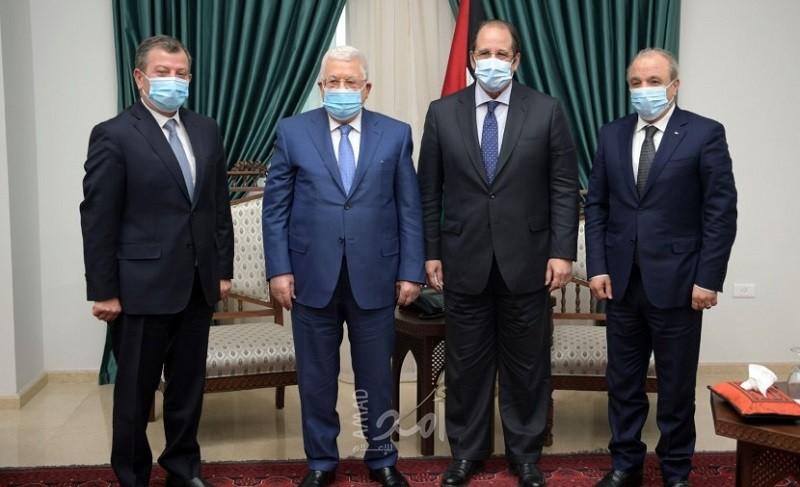 عباس مع رئيسي المخابرات المصرية والأردنية
