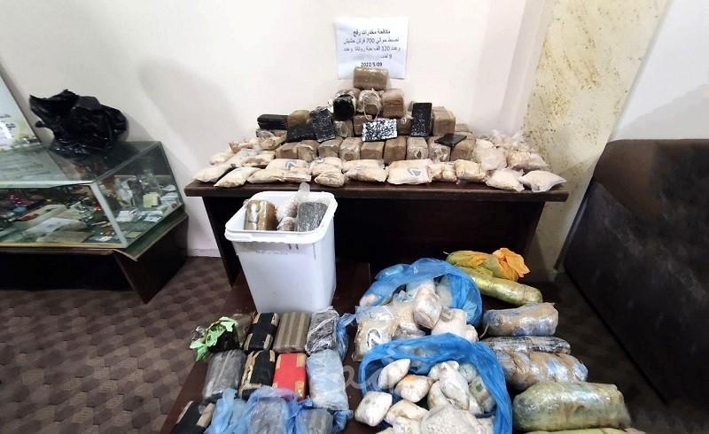 مكافحة حماس تضبط (24) فرش حشيش و4 آلاف حبة مخدرة جنوب قطاع غزة