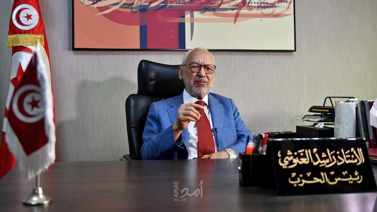 النهضة تبحث عن "خروج آمن".. الغنوشي يطلب مغادرة تونس
