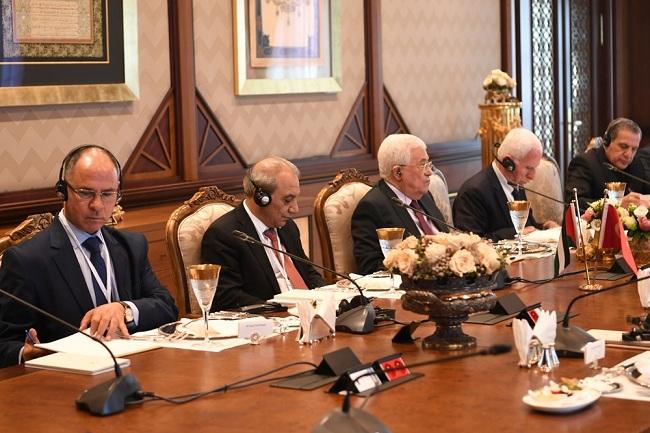 الأحمد يطالب تركيا الضغط على حماس..ويعلن تقديمها 10 مليون دولار لبناء منازل في غزة