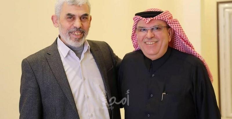 صحيفة لبنانية تكشف "كواليس" لقاء السنوار مع العمادي