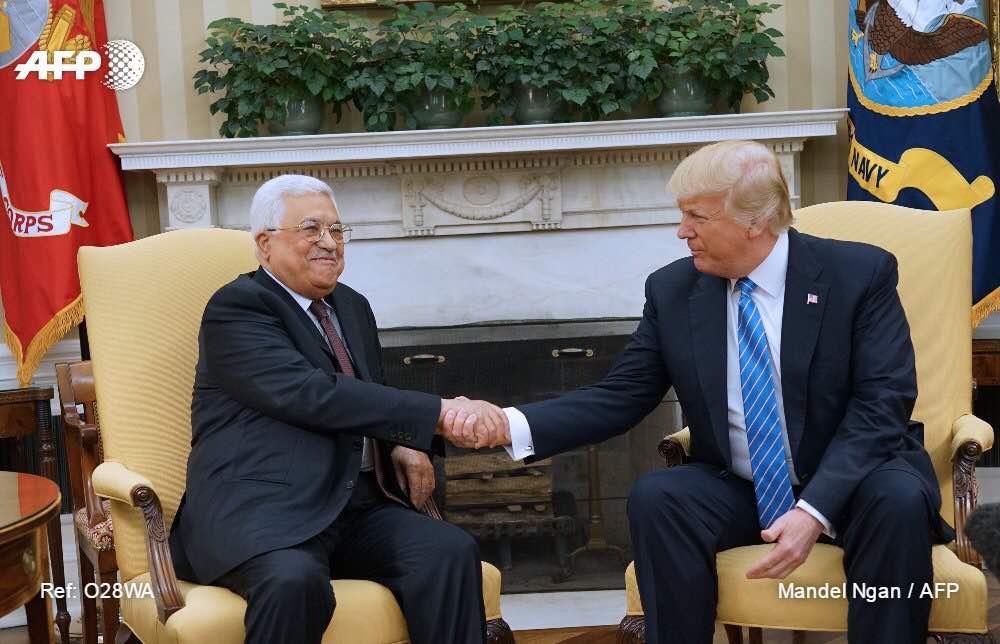 مصدر عبري يكشف عن مطالب السلطة من ترامب ومنها مطار ومصنع اسمنت وفنادق على شاطئ البحر الميت