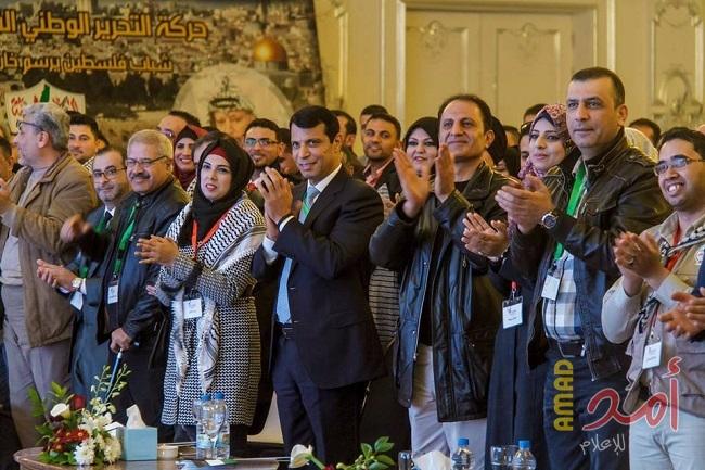 الحلبي بجوار دحلان في مؤتمر الشباب