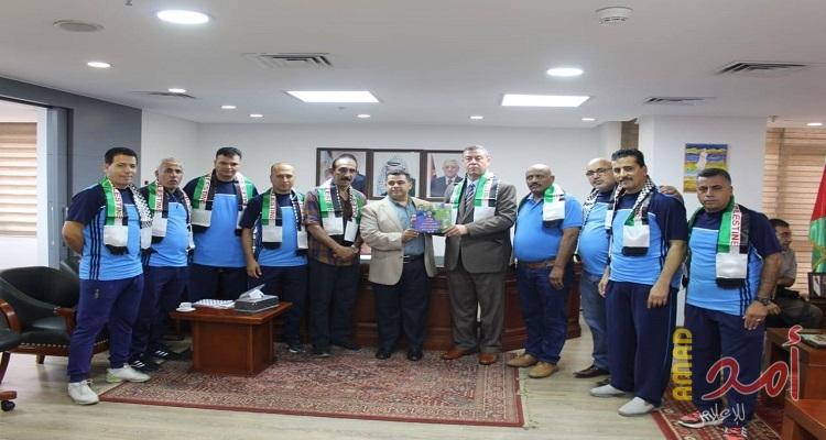 السفير اللوح يستقبل ملتقى مدربي غزة الرياضي لكرة القدم