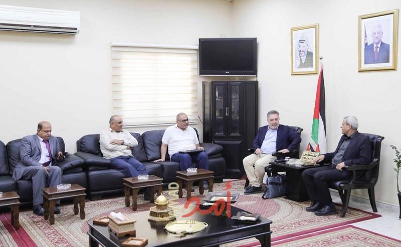 قلقيلية: اجتماع للتعريف بالشركة الاردنية الفلسطينية لـ"التسويق الزراعي"