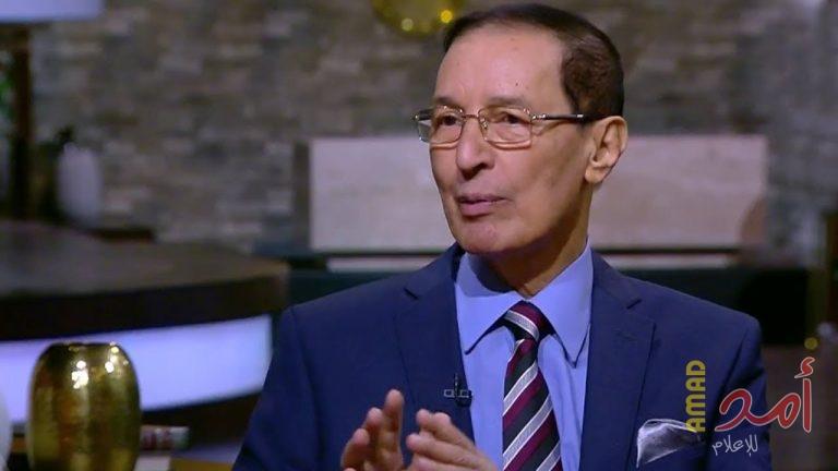 استقالة نقيب الإعلاميين في مصر