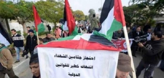 جيش الاحتلال يُواصل احتجاز جثامين 7 أسرى شهداء