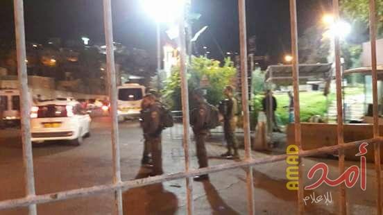 قوات الاحتلال تعتقل شاب فلسطيني بزعم حيازته سكيناً قرب المسجد الإبراهيمي