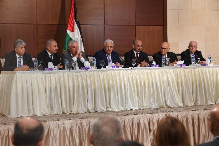 الرئيس عباس : فلسطين في حالة استقرار أمني ونشجع الاستثمار الخارجي