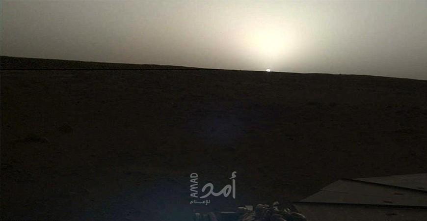 بالصور .. لحظة شروق الشمس وغروبها من المريخ