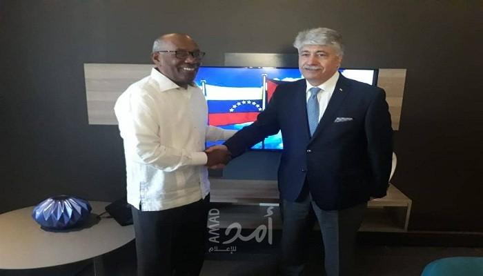 مجدلاني يلتقي بنائب رئيس جمهورية فنزويلا ويؤكدان عمق العلاقات بين البلدين