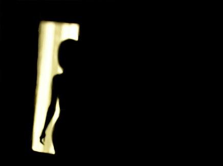 4 مشاكل نفسية تواجه المرأة بعد الطلاق أولها انعدام الثقة