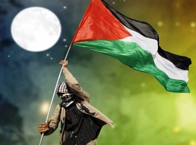 يا إمرأة ٌ من خلف السحاب