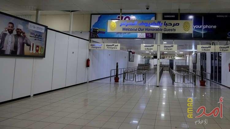 ليبيا تغلق مطار طرابلس عقب استهدافه بصواريخ