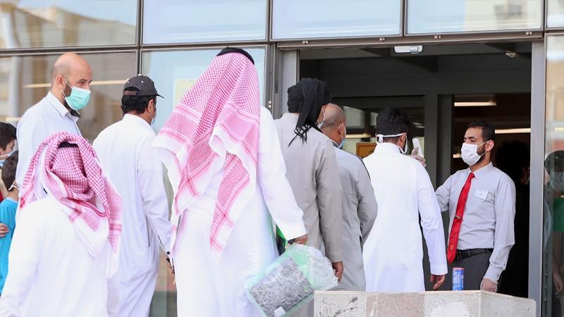 السعودية تودع كورونا بـ7 قرارات تنهي الإجراءات الاحترازية - تفاصيل