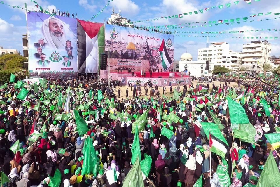 في مهرجان حماس. مزهر يطالب الرئيس عباس بترجمة خطابة الى إجراءات والتراجع عن خطيئة العقوبات واستمرار حماس في هجوم المصالحة