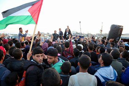 بالصور.. هنية يشارك في فعاليات مخيم العودة شرق خانيونس